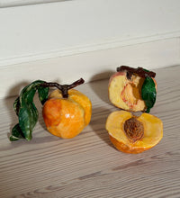 Load image into Gallery viewer, Rose Eken #01
